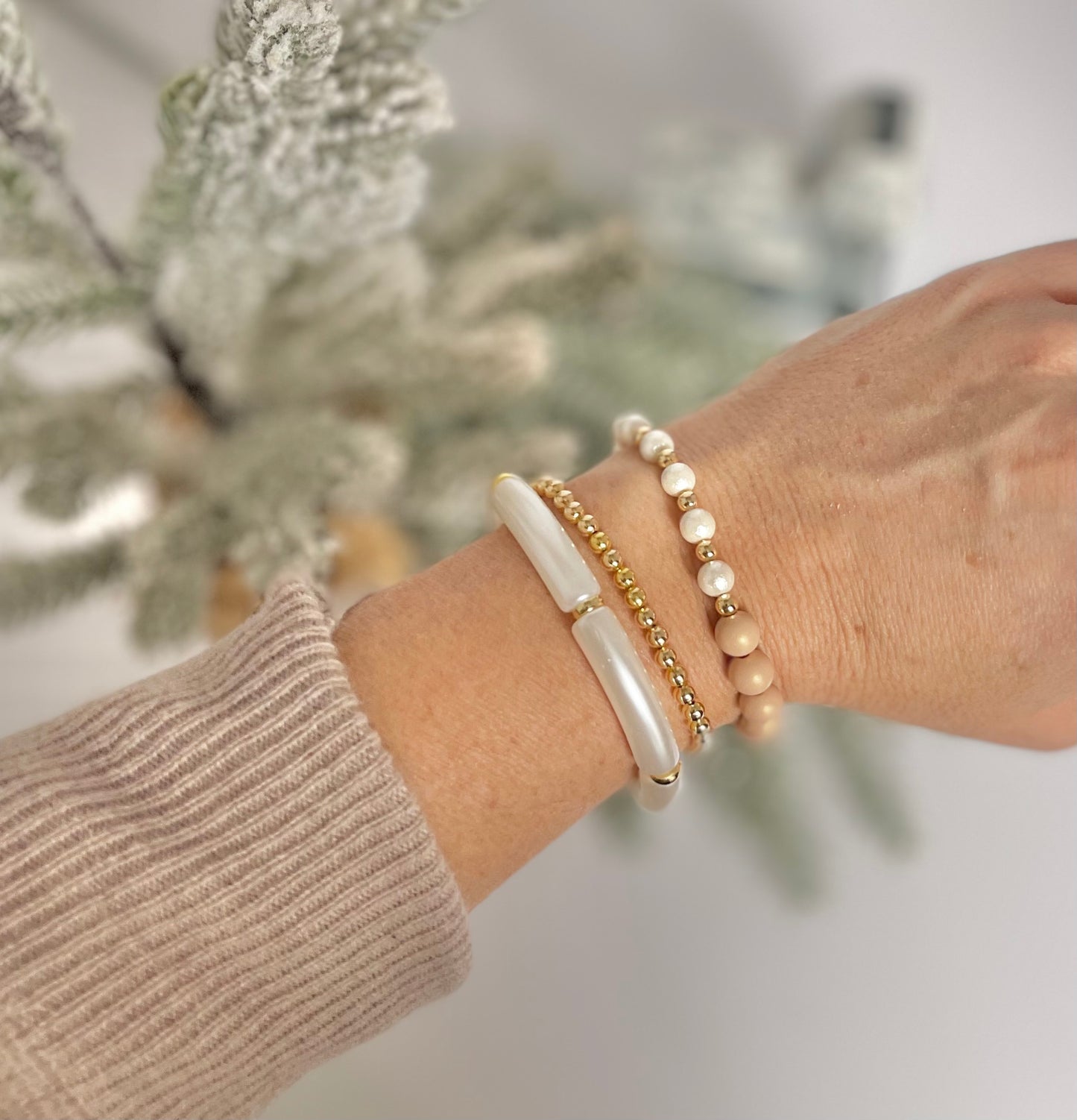 Golden Brown Shimmering Acrylic and Gold Pearl Beaded Bracelet